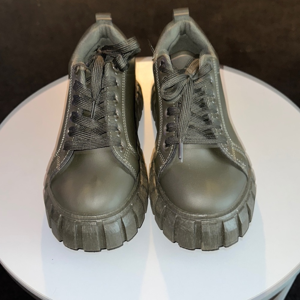 Women’s shoes.